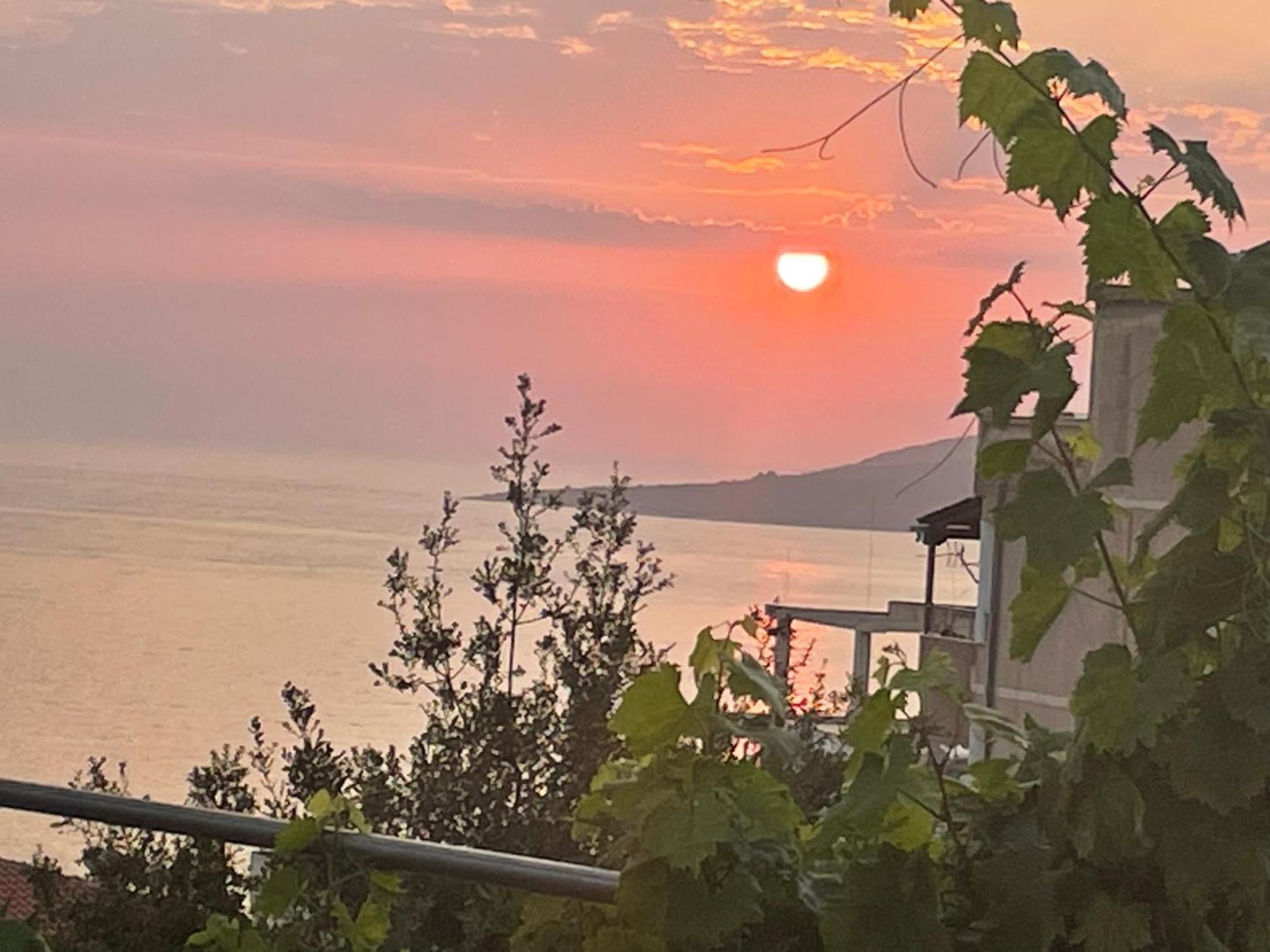Honey Studios Sarandë Esterno foto