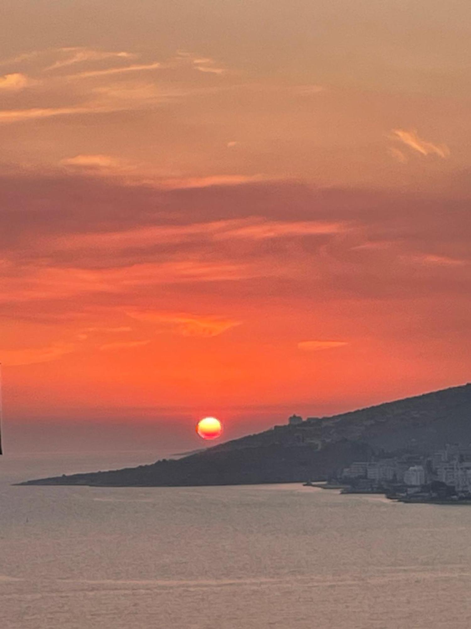 Honey Studios Sarandë Esterno foto